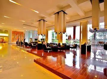 Ramada Plaza By Wyndham Menam Riverside 5*