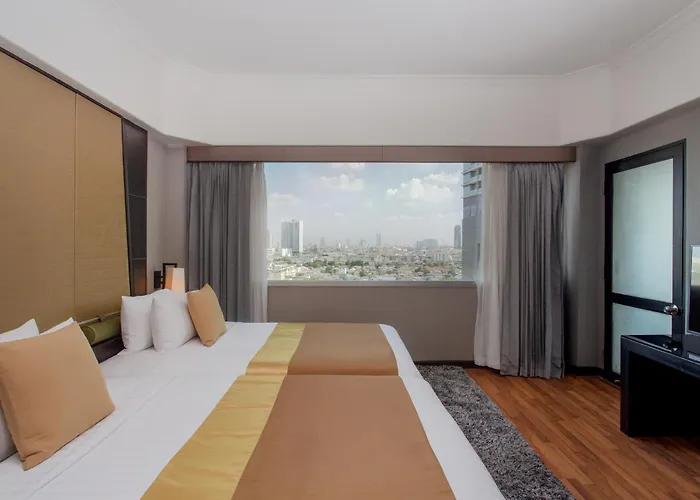 Hotel Ramada Plaza By Wyndham Menam Riverside 5*