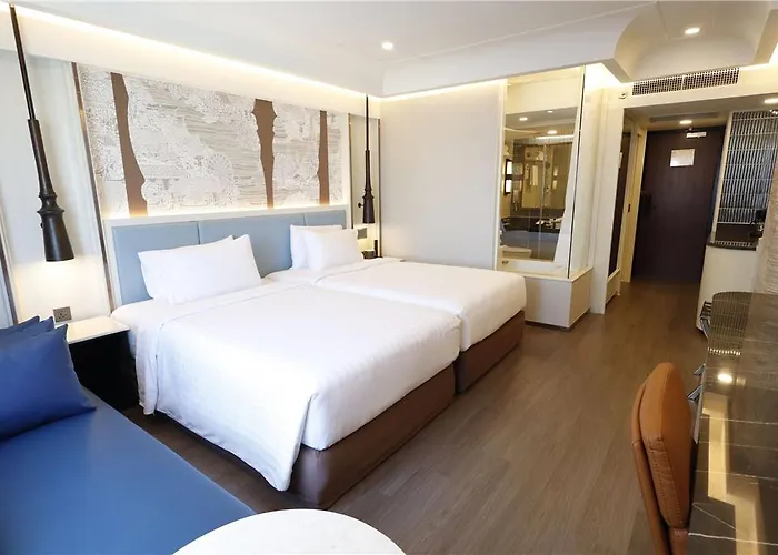 Ramada Plaza By Wyndham Menam Riverside