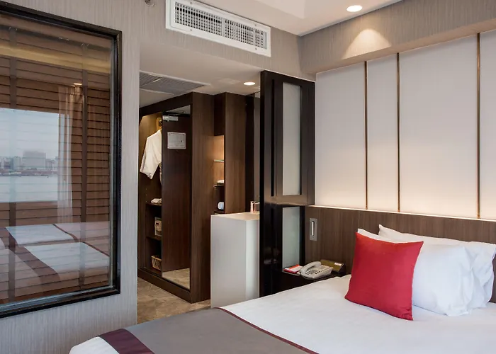 Hotel Ramada Plaza By Wyndham Menam Riverside 5*
