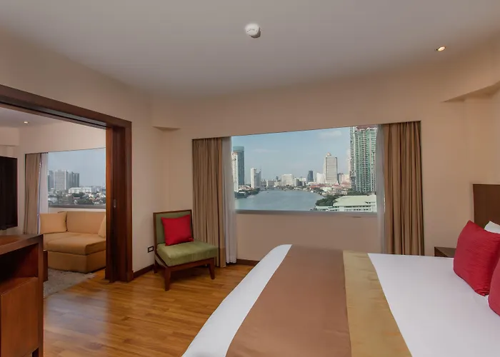 Hotel Ramada Plaza By Wyndham Menam Riverside 5*
