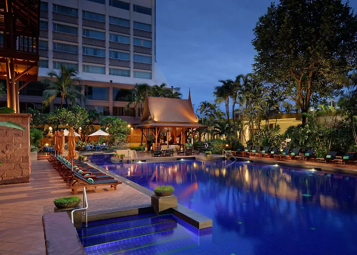Ramada Plaza By Wyndham Menam Riverside Hotel