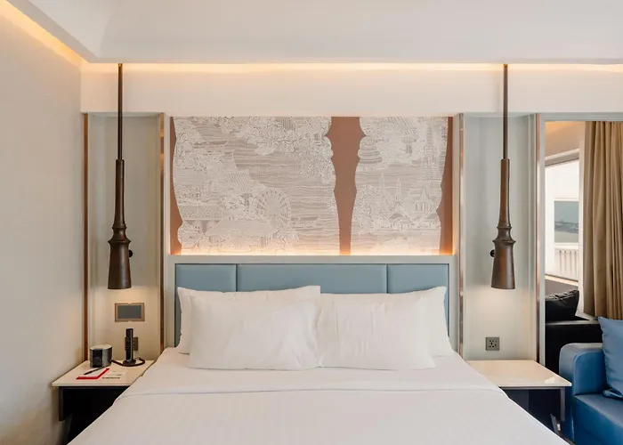 Ramada Plaza By Wyndham Menam Riverside 5* Banguecoque