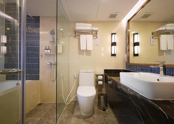 Ramada Plaza By Wyndham Menam Riverside Hotel